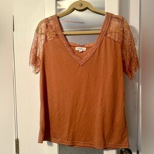 Women's Lace Sleeve Top - Pumpkin tan color